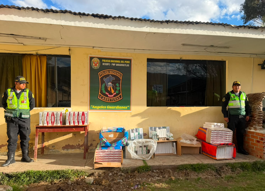 ANDAHUAYLAS: INCAUTAN 505 BLÍSTERES DE CIGARRILLOS EN OPERATIVO POLICIAL